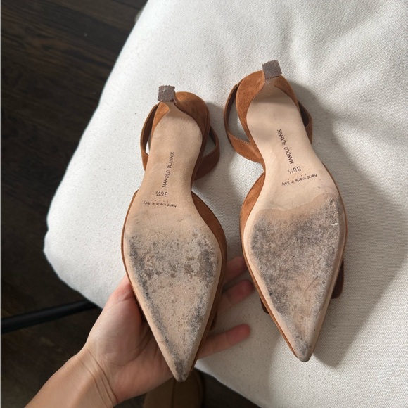 Manolo Blahnik Maysli 70 Suede Slingback Pump In Medium Brown - Picture 6 of 6